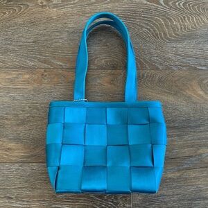 Harvey’s Seatbelt Bag Teal Purse